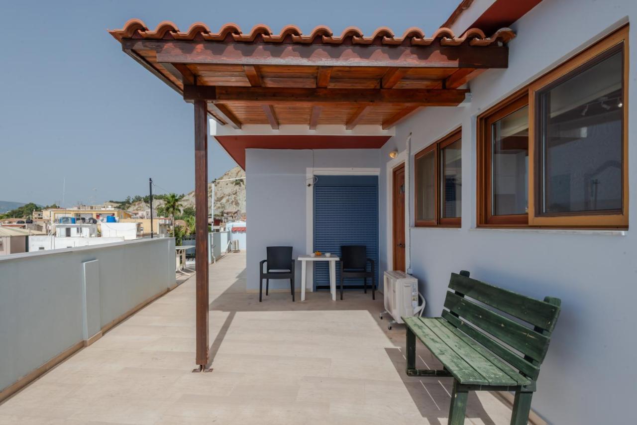 Saint Loukas Studios Zakynthos Town Exterior photo